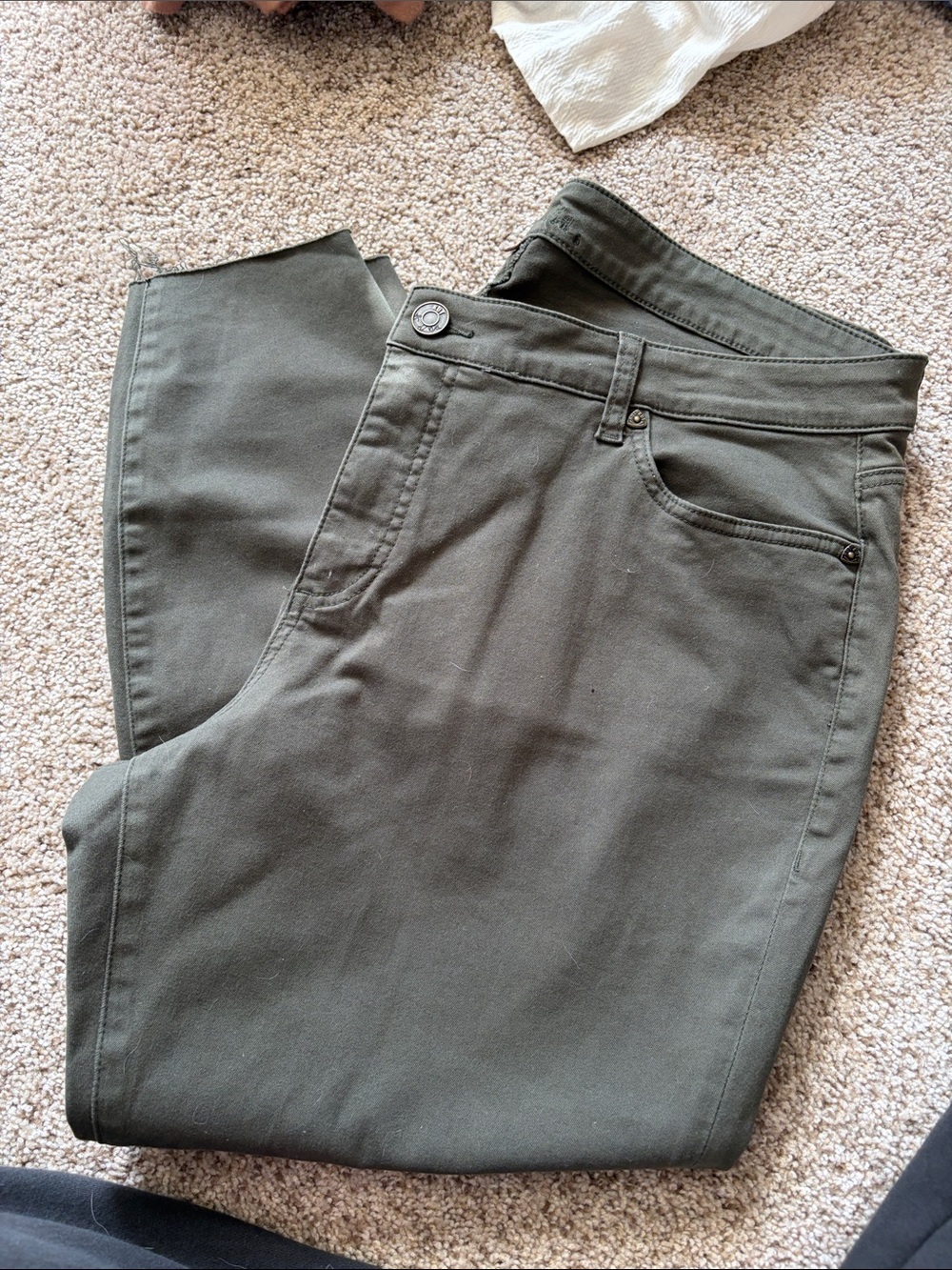 Kut from the Kloth Olive Green Skinny Jeans